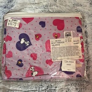 Peanuts Window Valence Best Friends Snoopy & Woodstock with Hearts 18x60